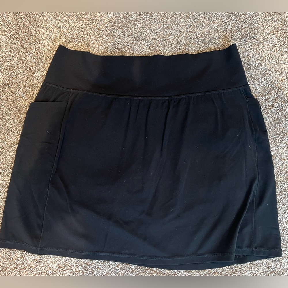 Athleta Black Salutation Stash Pocket Skort